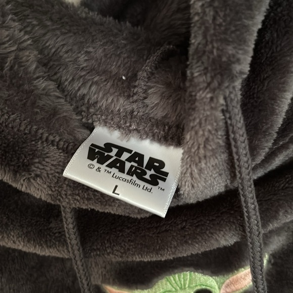 Star Wars Baby Yoda/Grogu Dark Gray Women's cropped hoodie size XL - Picture 2 of 7